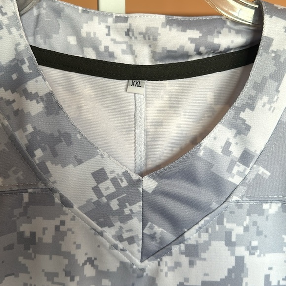 Mahomes Jersey - Picture 4 of 4